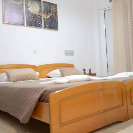 Dafni's Appartement Roda (Corfu)